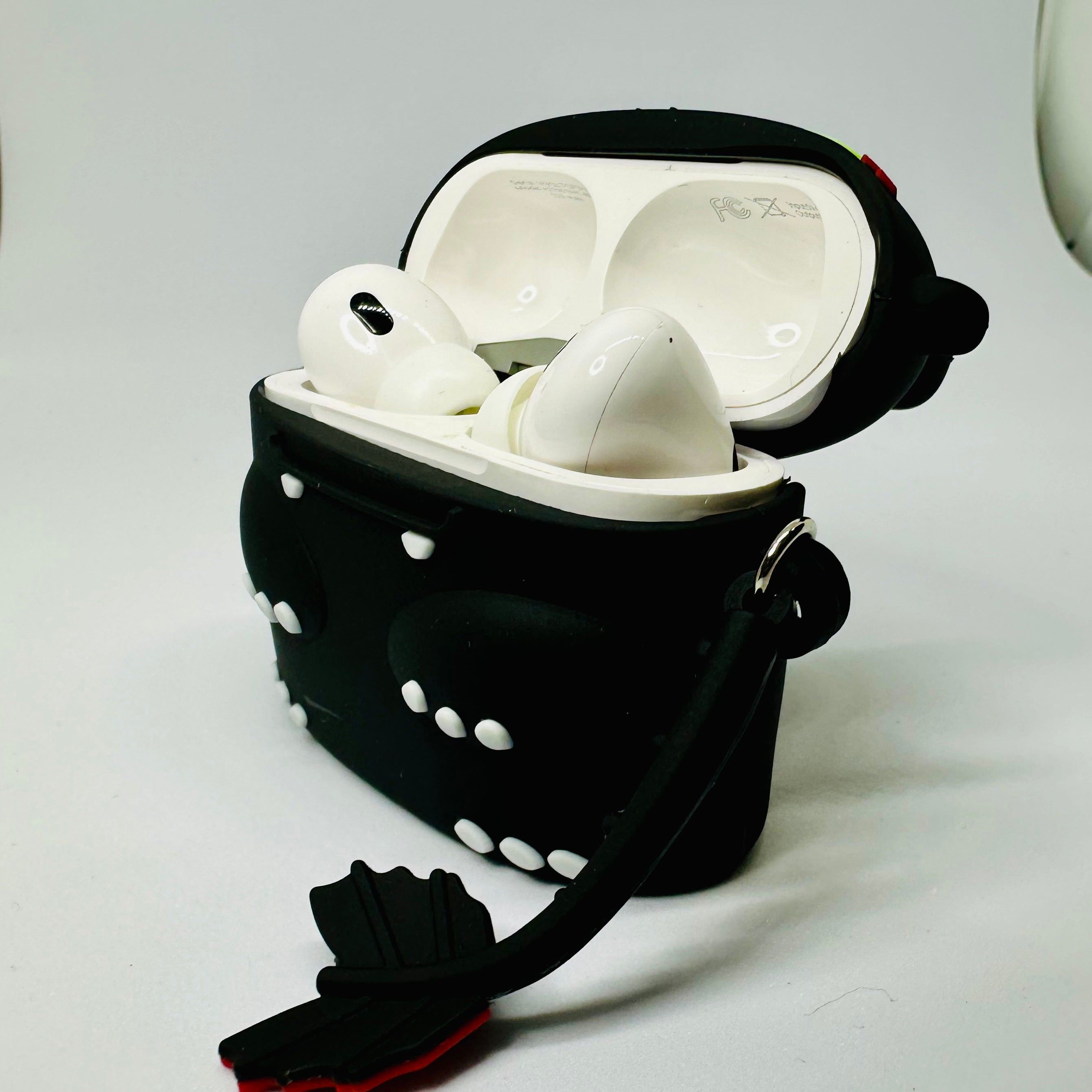 Case para AirPods Pro 2 — Edición Chimuelo  🐉🖤