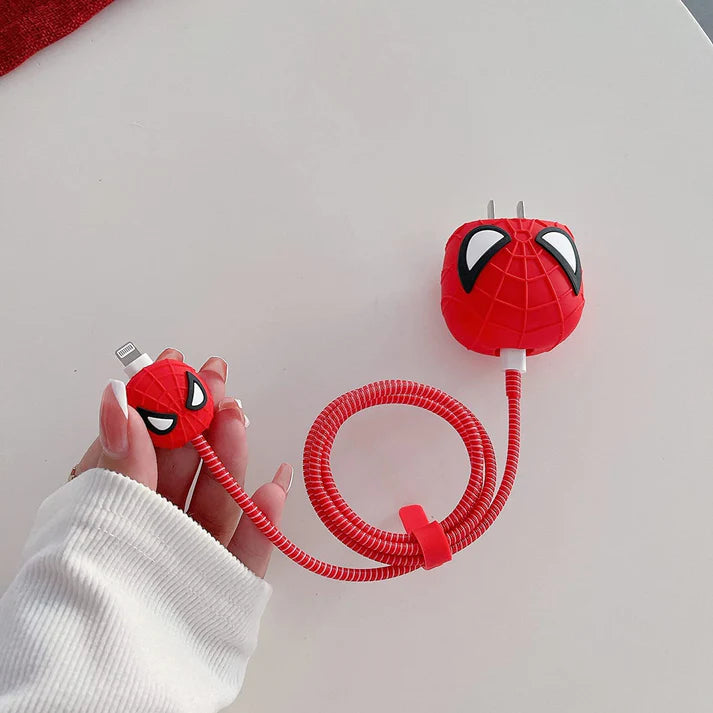 Set Protector Cargador Apple — Edición Spider-Man 🕷️🔴